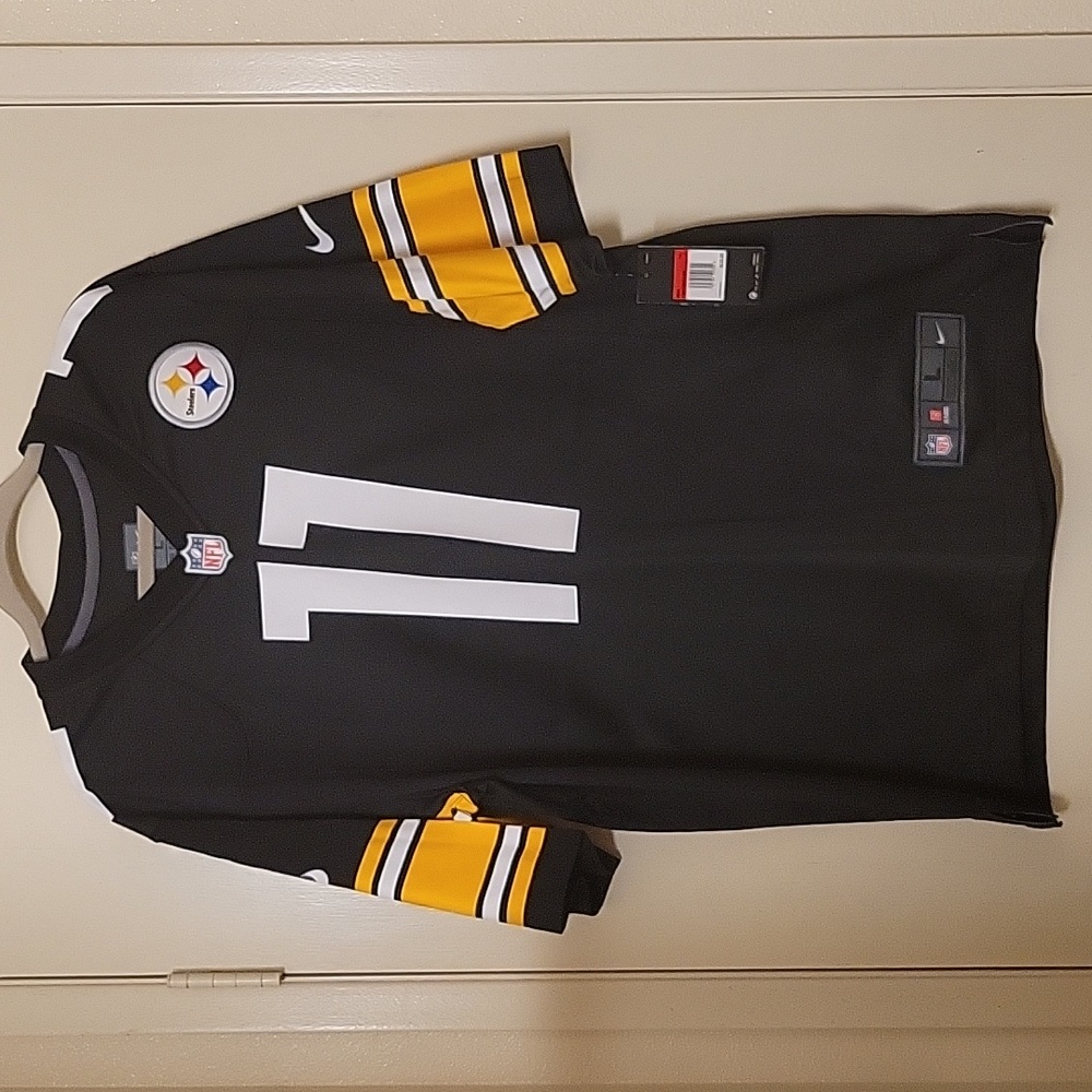 NWT Men's Pittsburgh Steelers Jersey